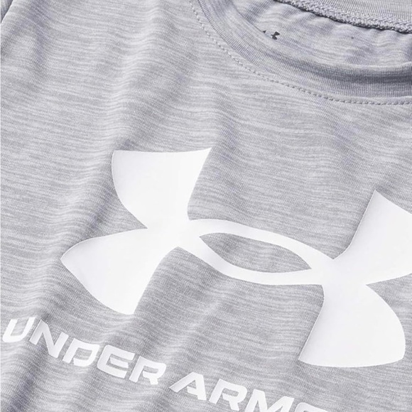 Women’s “Heat Gear” Under Armour t shirt - Picture 2 of 2
